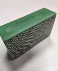 Губка зеленого цвета для грубойполировки керамики, керамогранита, мрамора и стекла TAMPSIRI 60,размер 90 х 55 мм
